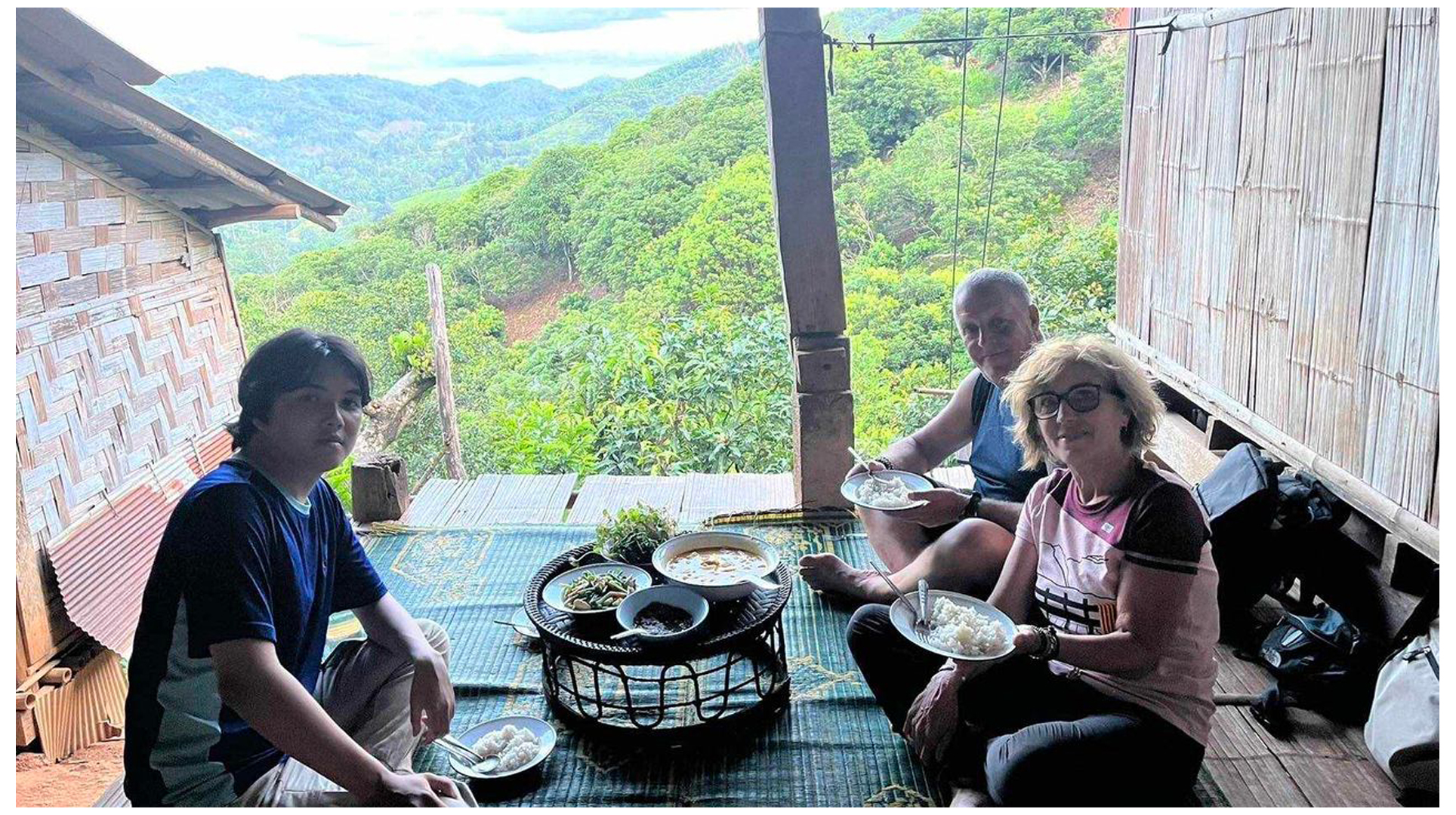 2 days trekking (TK02)